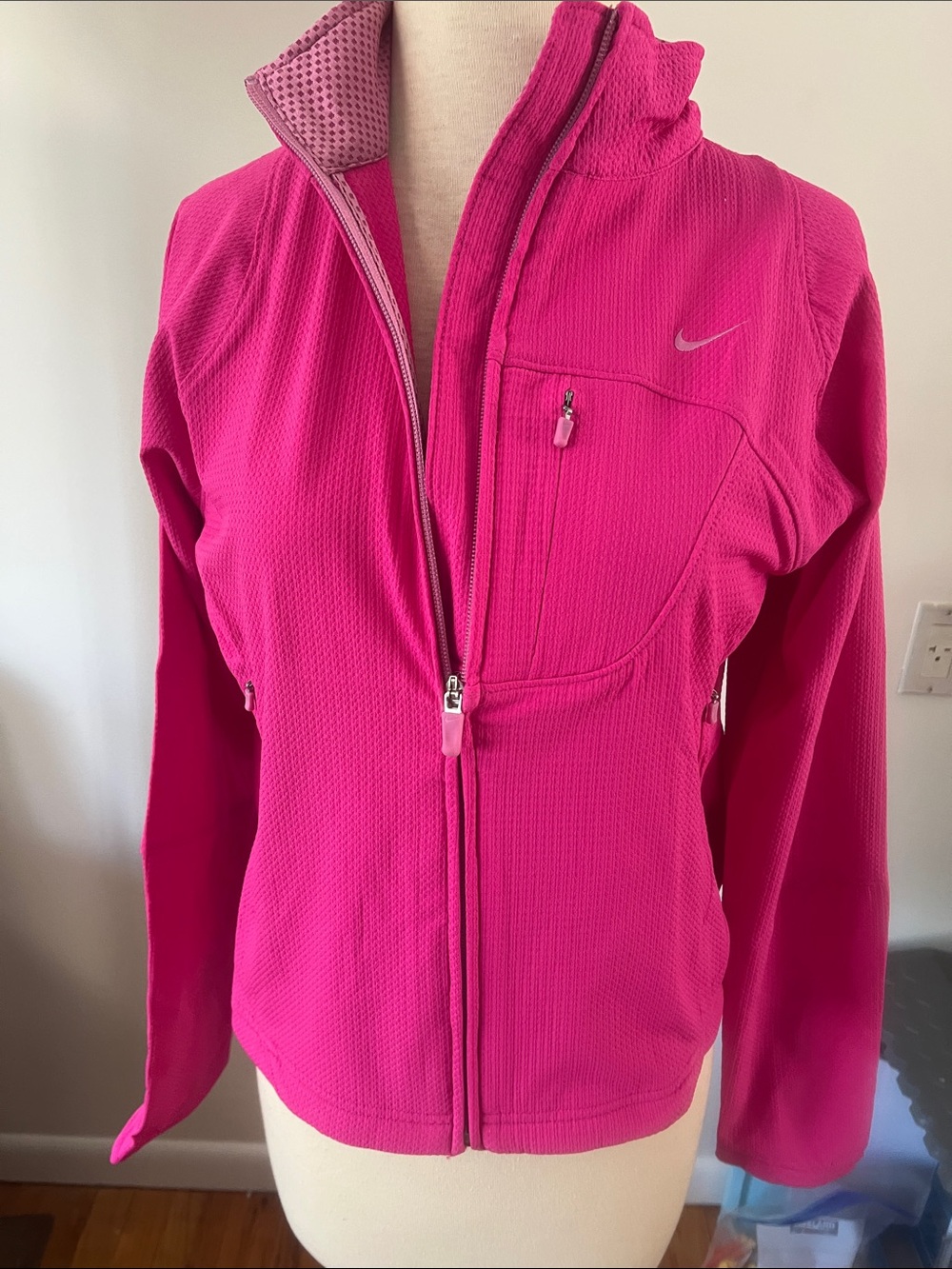 Nike Women's Fuchsia Full-Zip Utility Jacket NWT